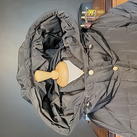 Cole Haan Down Coat Shorter Length 2x - Picture 2 of 11